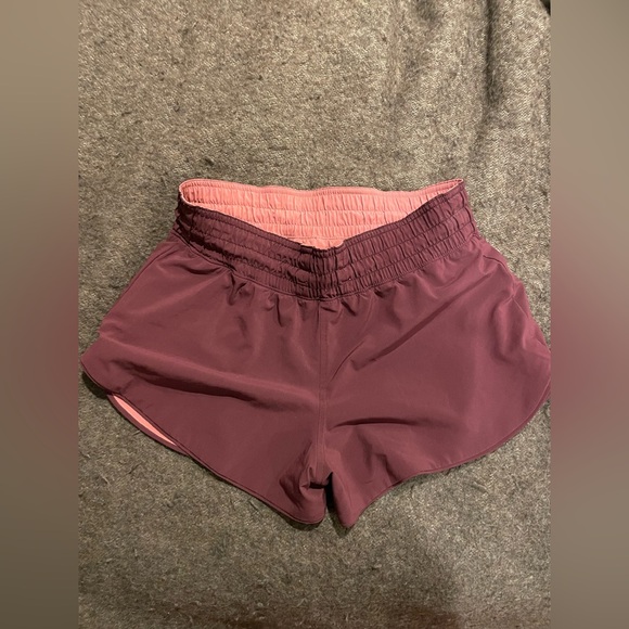 Lululemon choose your side short - Picture 4 of 8